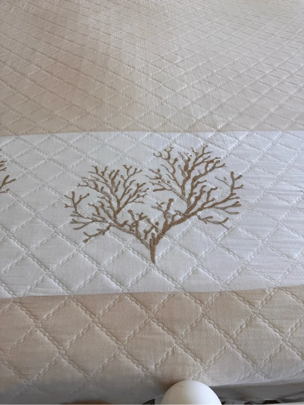 OVERSIZED Coastal Embroidered Coral Quilt Set - King
